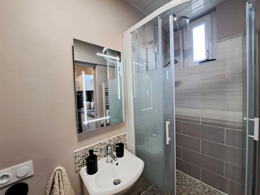 Bora Bora, Appartement Cosy Reims Kültér fotó